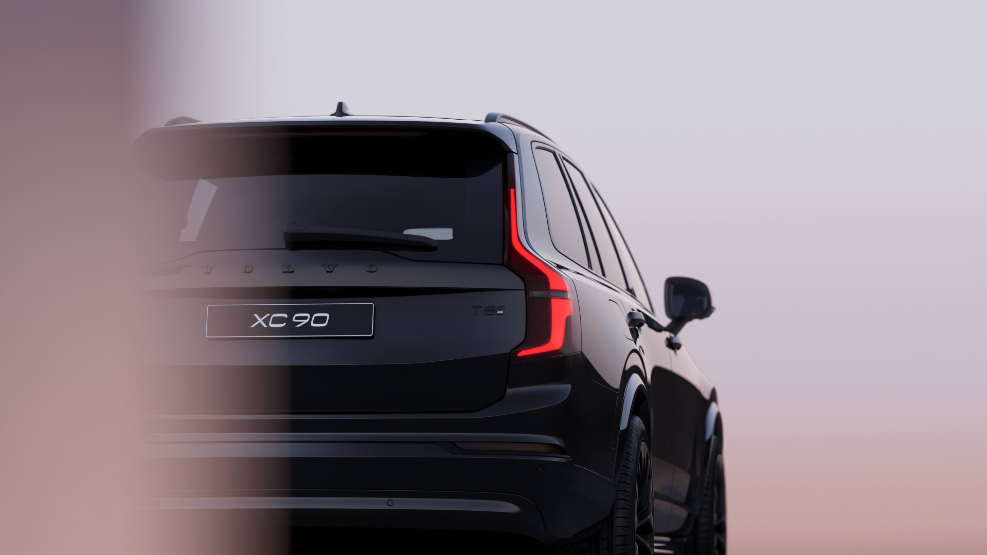 SMALL_352771_Volvo_XC90_Black_Edition_exterior